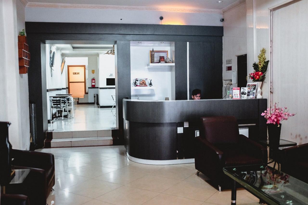 Reddoorz Plus Near Palembang Indah Mall מראה חיצוני תמונה