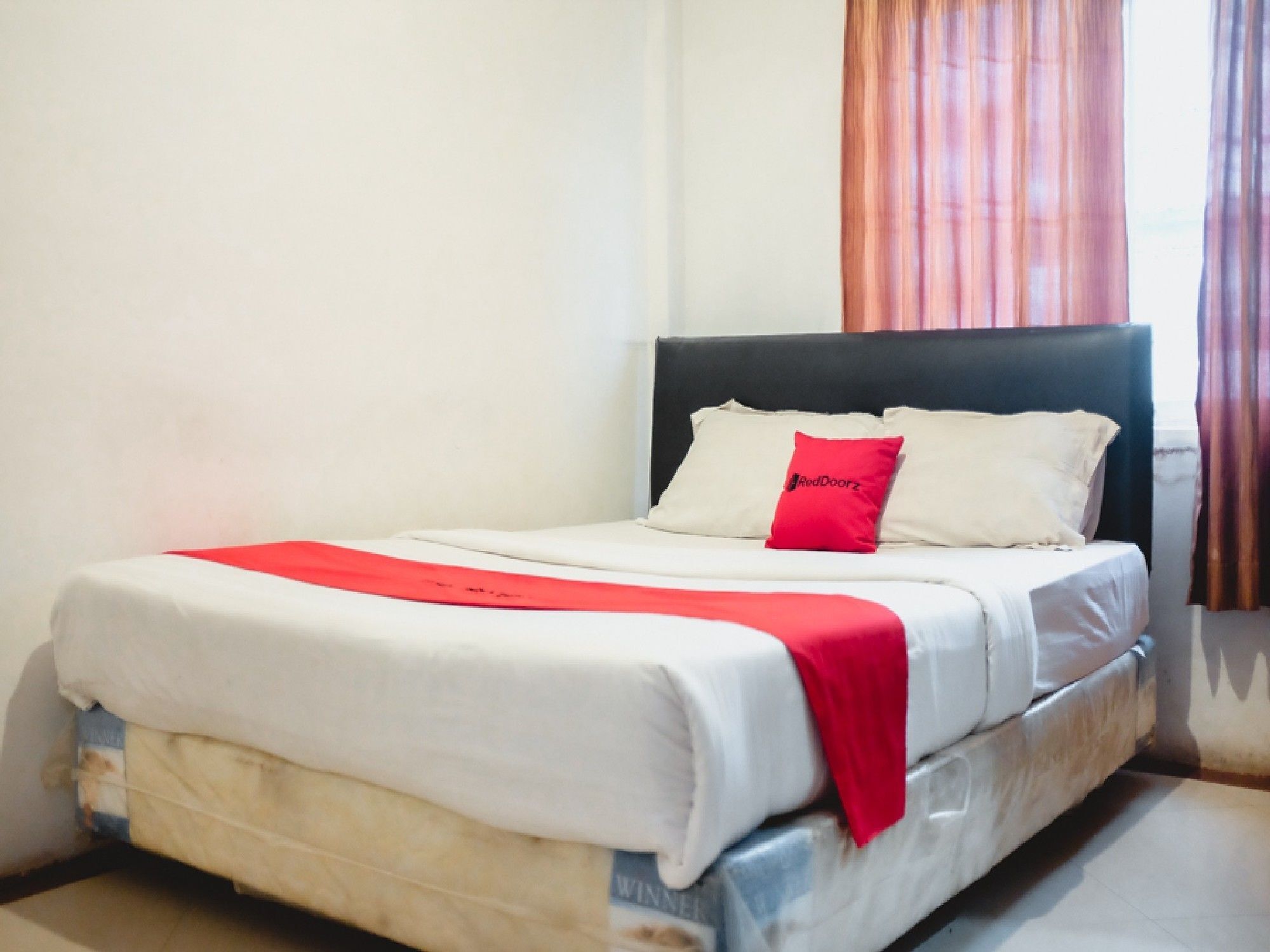 Reddoorz Plus Near Palembang Indah Mall מראה חיצוני תמונה