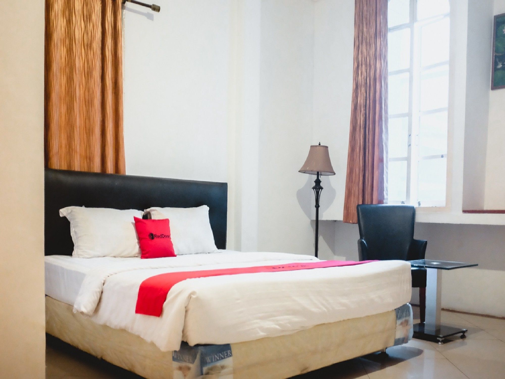 Reddoorz Plus Near Palembang Indah Mall מראה חיצוני תמונה