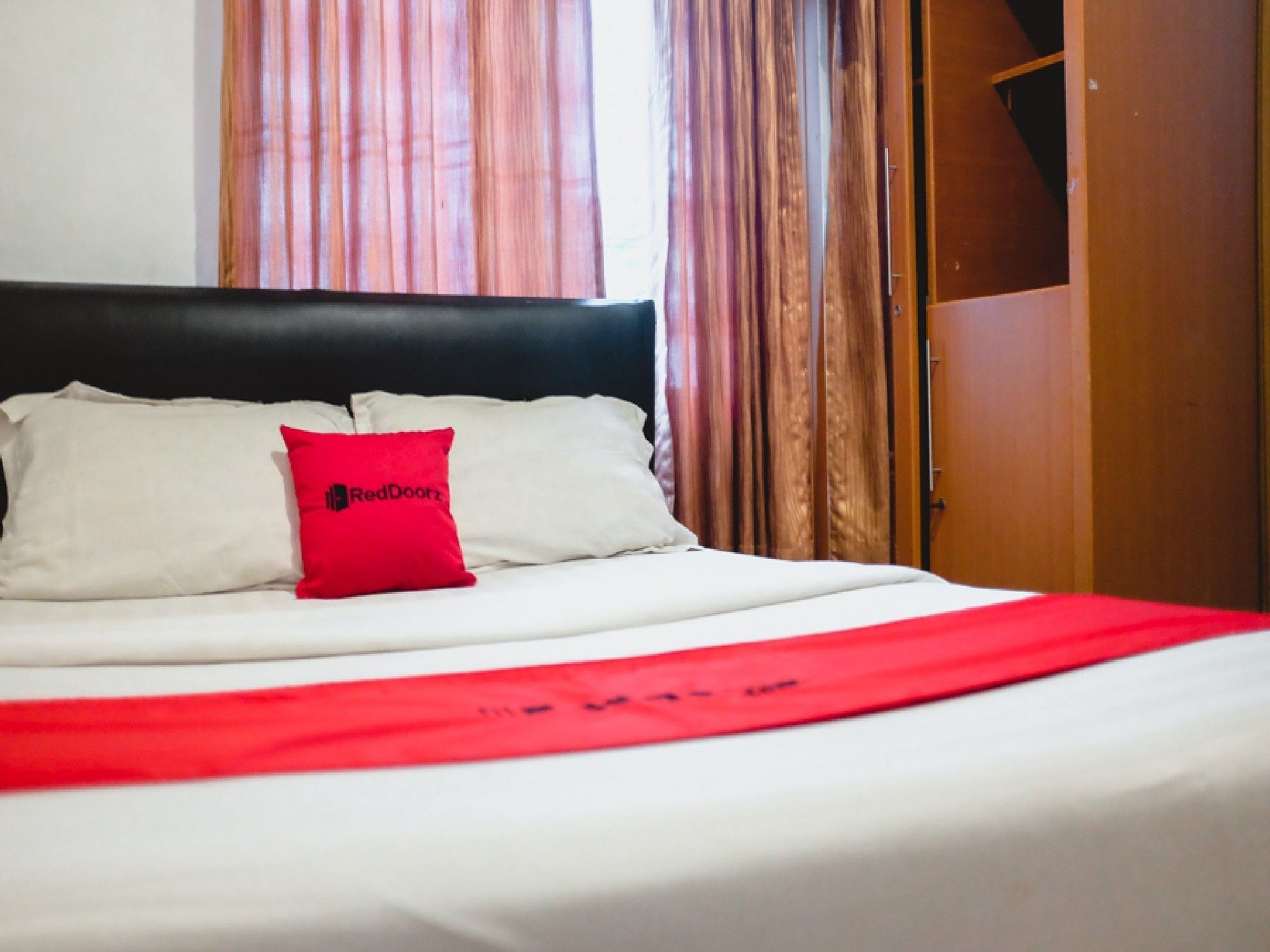 Reddoorz Plus Near Palembang Indah Mall מראה חיצוני תמונה